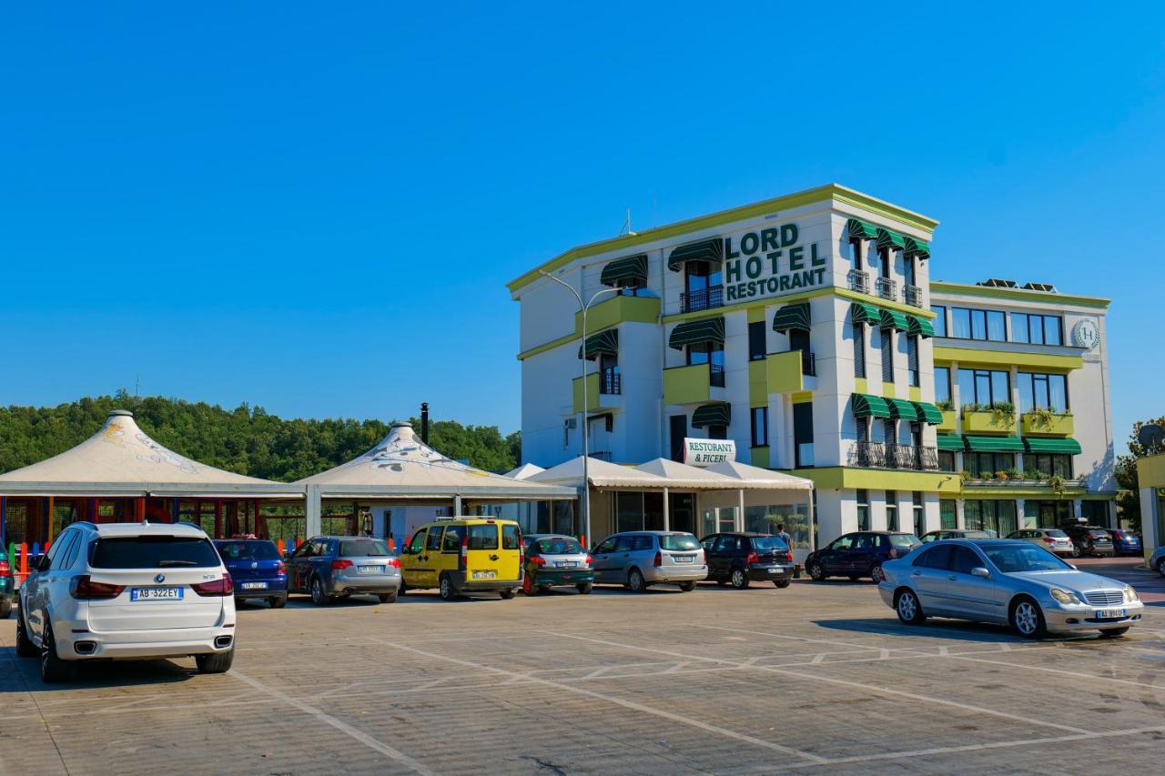 Lord Hotel Tirana Вора Екстер'єр фото